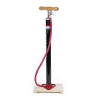 Benson Holland fietspomp op houten plank