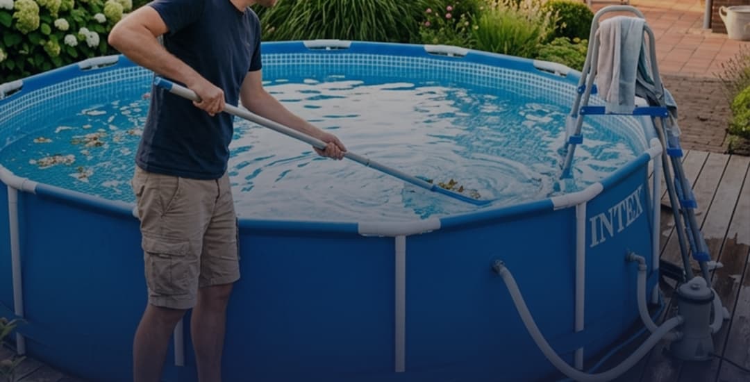 Zwembadwater onderhouden: voorkom troebel water en algen